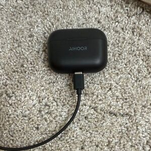 Black Earbud Headphones